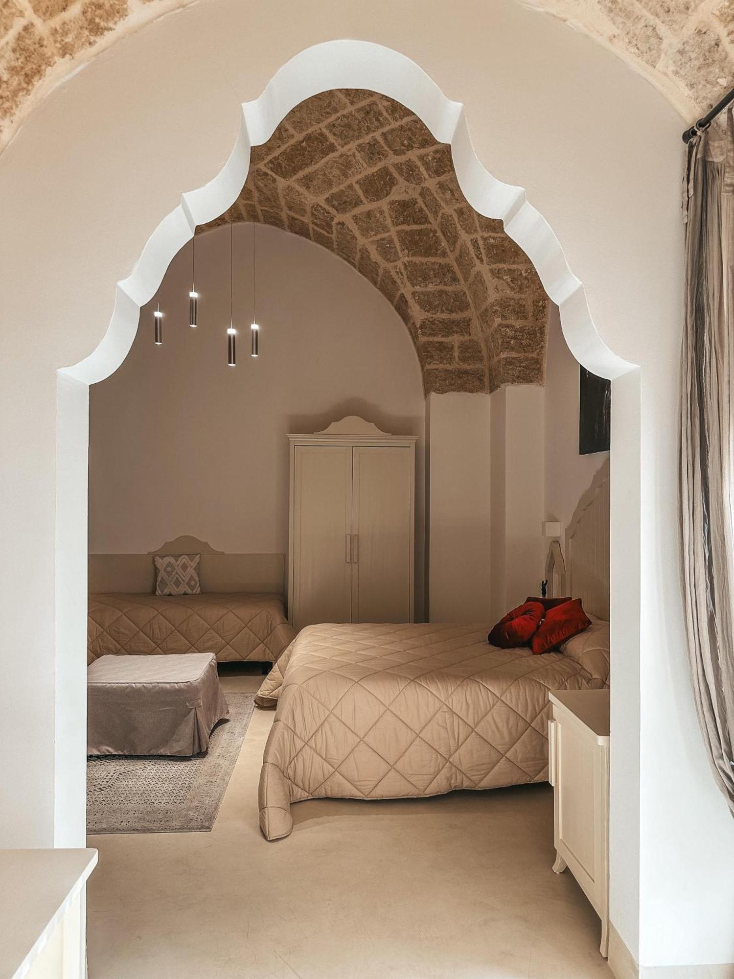 Palazzo Alma Luxury Rooms Casarano Extérieur photo
