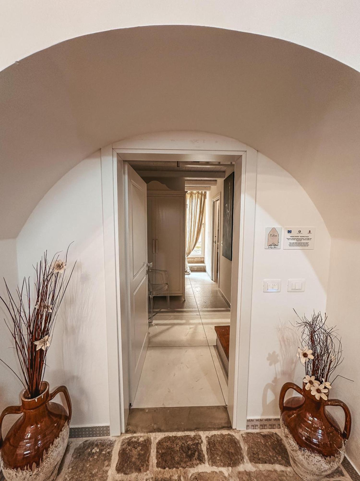 Palazzo Alma Luxury Rooms Casarano Extérieur photo