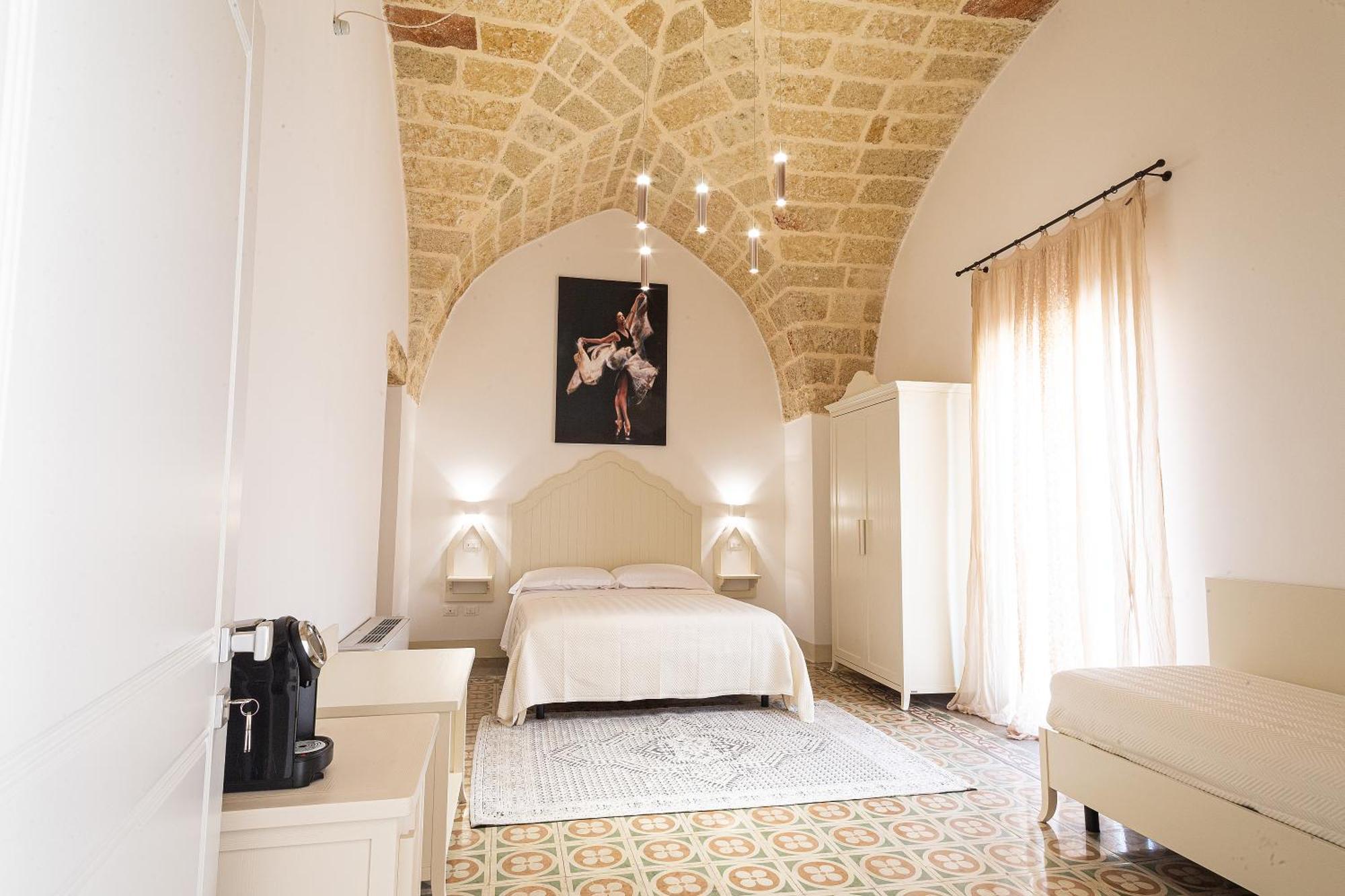 Palazzo Alma Luxury Rooms Casarano Extérieur photo